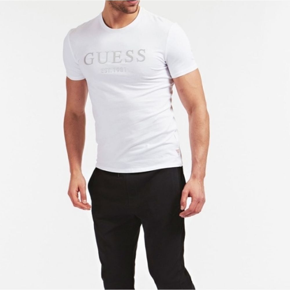 GUESS Logo Tee